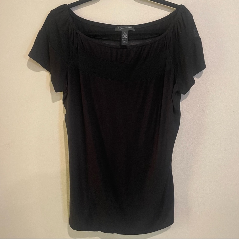 💜INC International Concepts, black Shortsleeve Chic effortless tasteful blouse